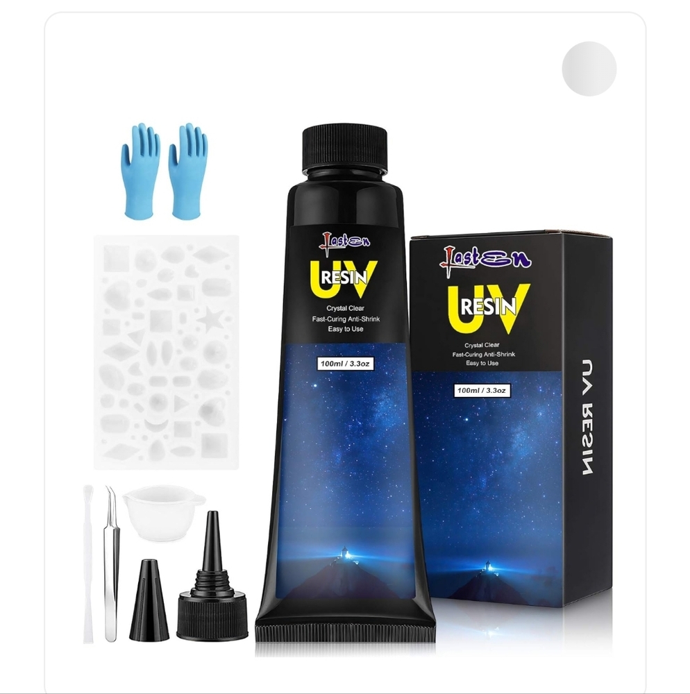 Nagurado UV Resin Kit Crystal Clear 100ml Starter Set with Molds